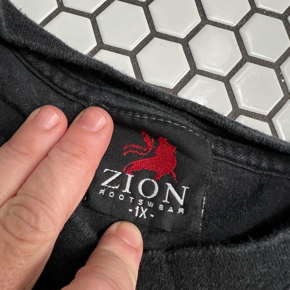 Zion rootswear Johnny cash vintage t shirt size 1X or XL - Picture 2 of 3